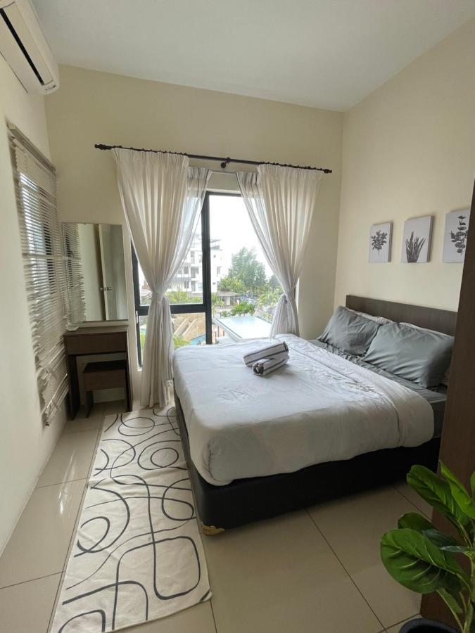 Sg Resort Residence - Beach & Waterpark Kuantan Buitenkant foto